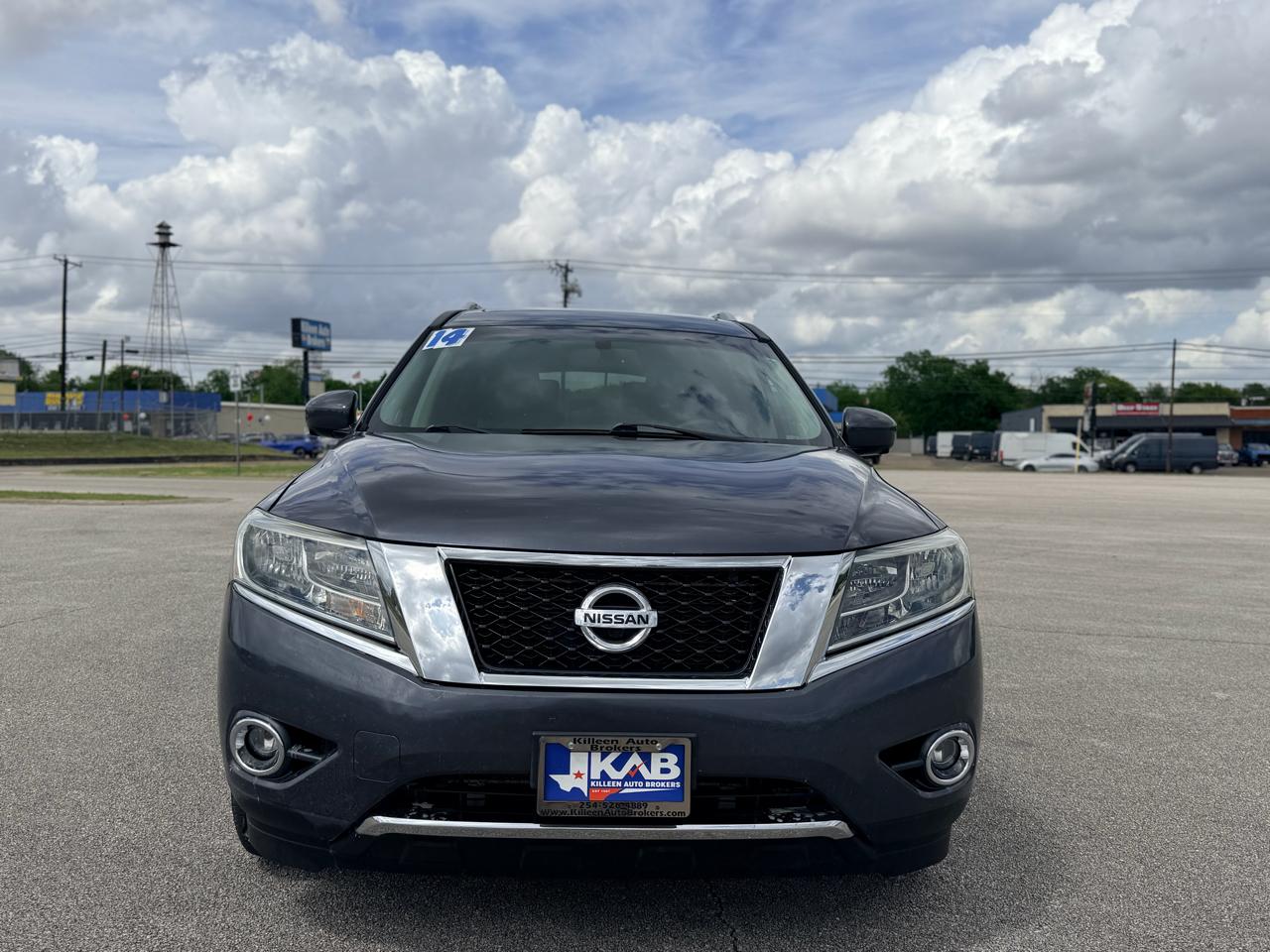 Nissan Pathfinder  2014