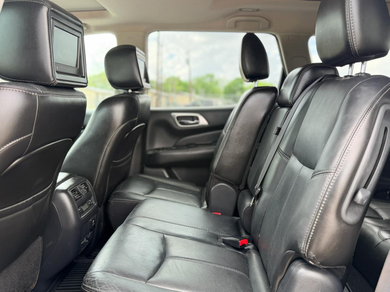 Nissan Pathfinder  2014