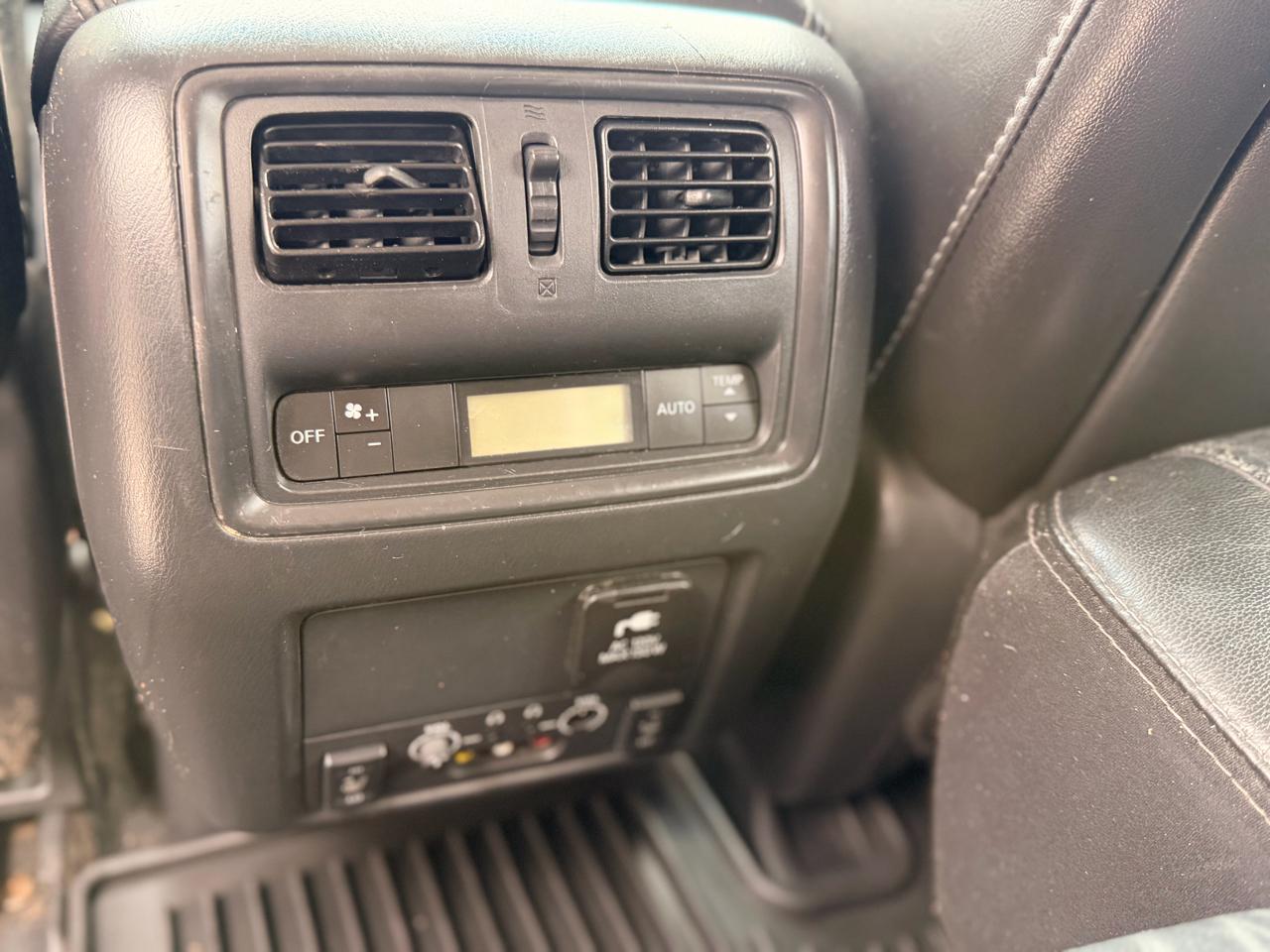 Nissan Pathfinder  2014