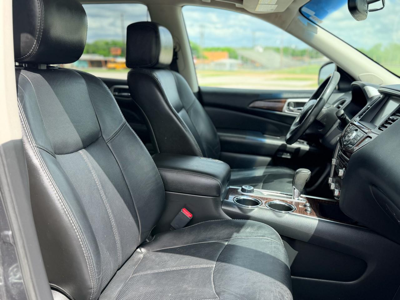 Nissan Pathfinder  2014