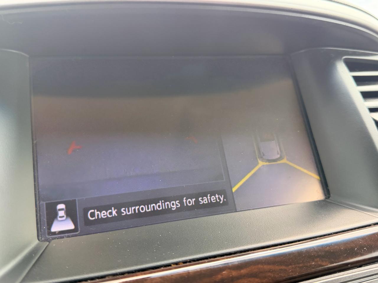 Nissan Pathfinder  2014