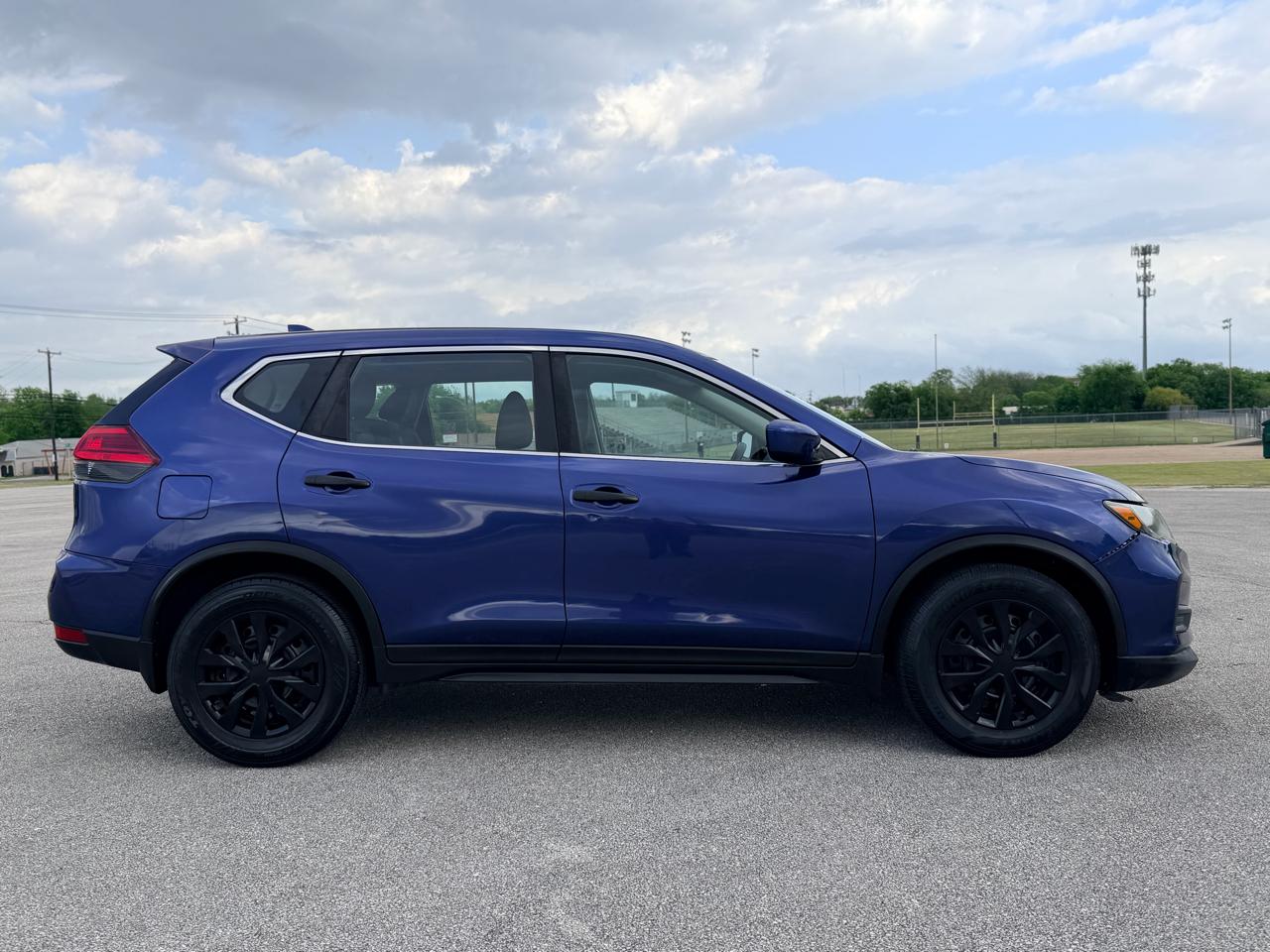 Nissan Rogue  2017