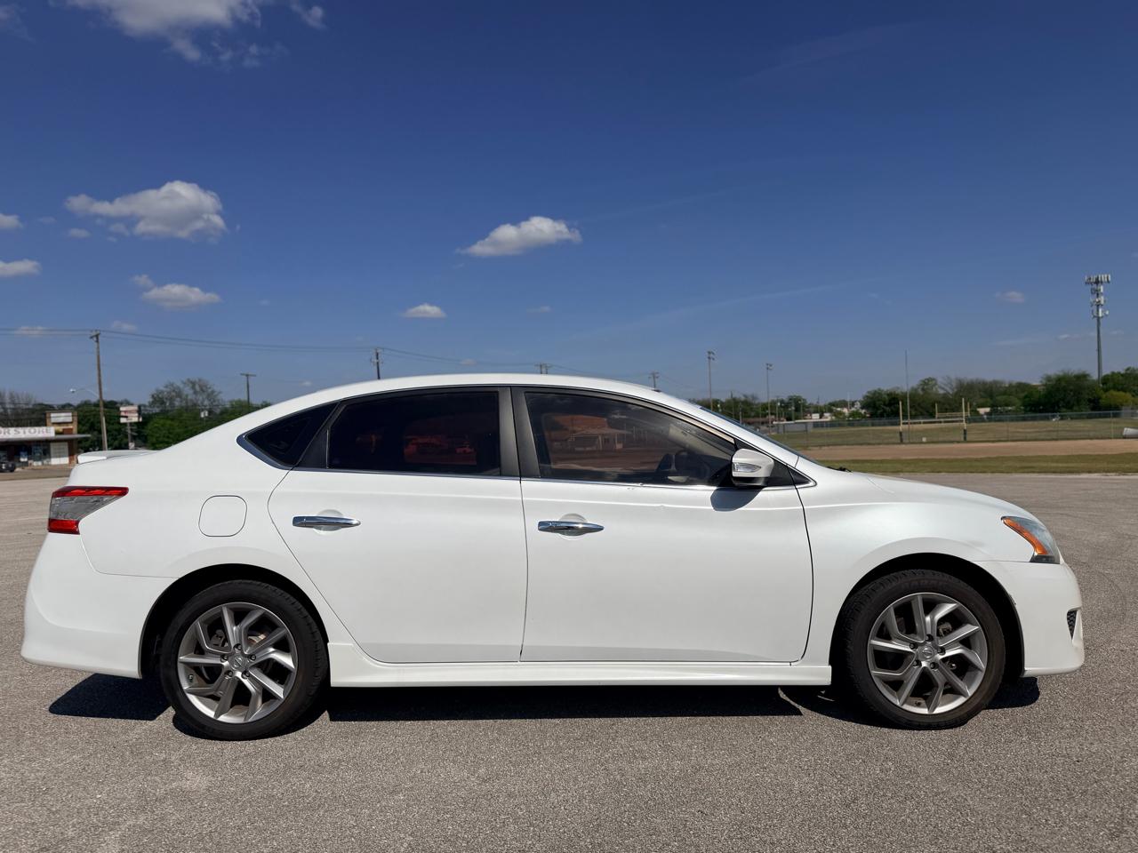 Nissan Sentra  2015
