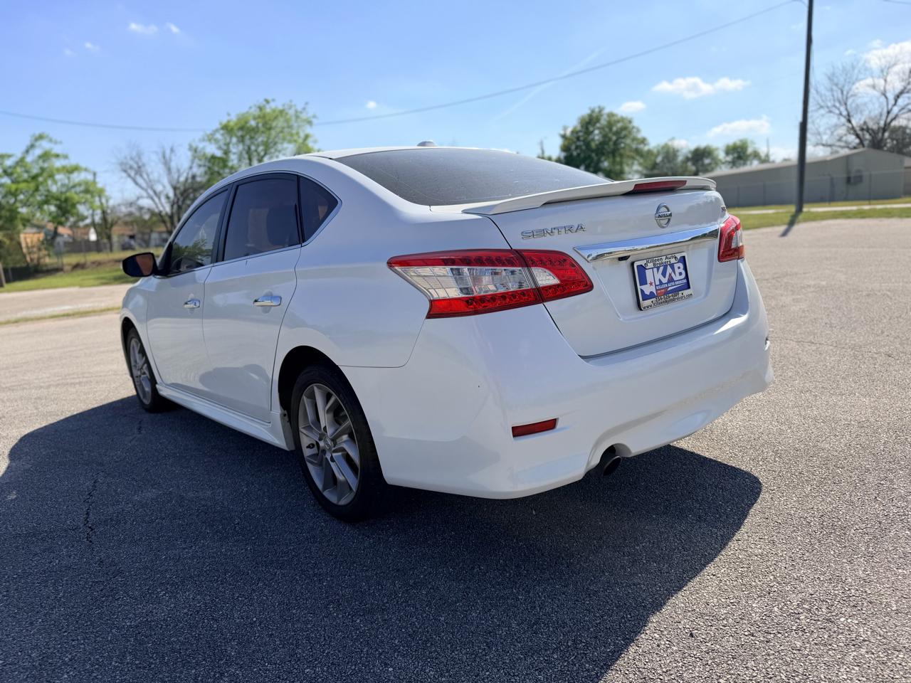 Nissan Sentra  2015