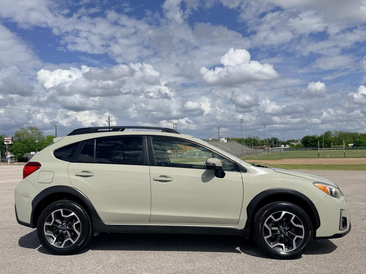 Subaru Crosstrek  2017