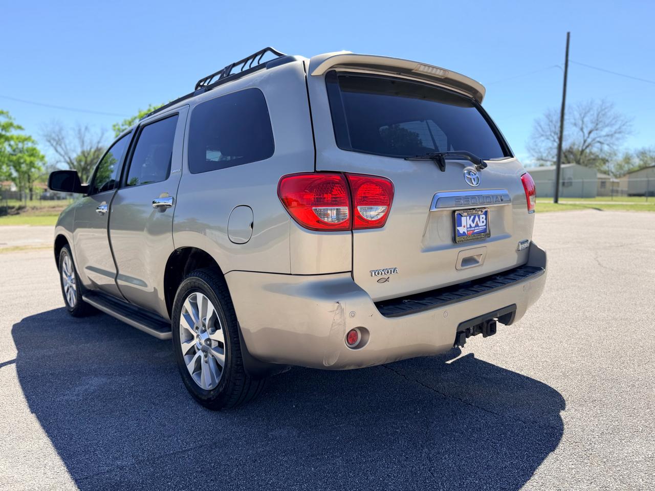 Toyota Sequoia  2008