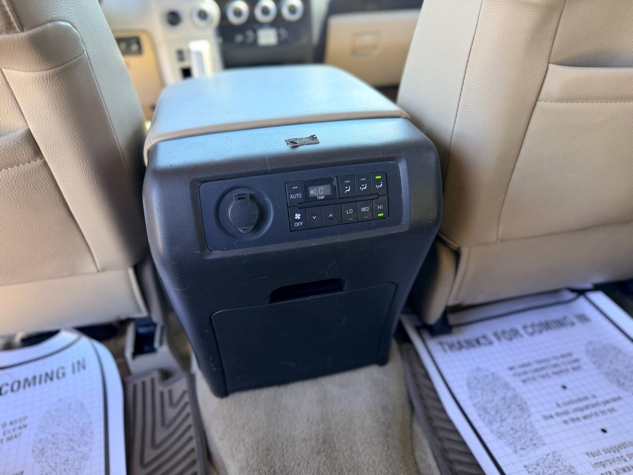 Toyota Sequoia  2008