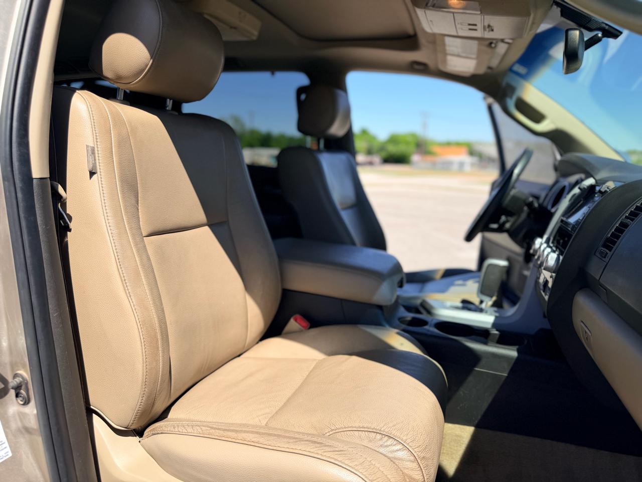 Toyota Sequoia  2008