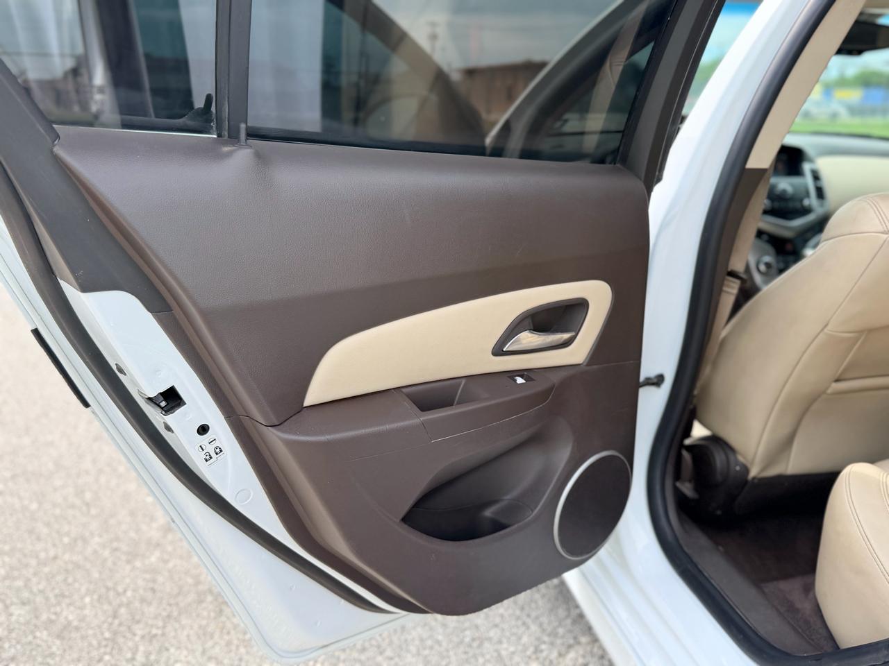 Chevrolet Cruze  2015
