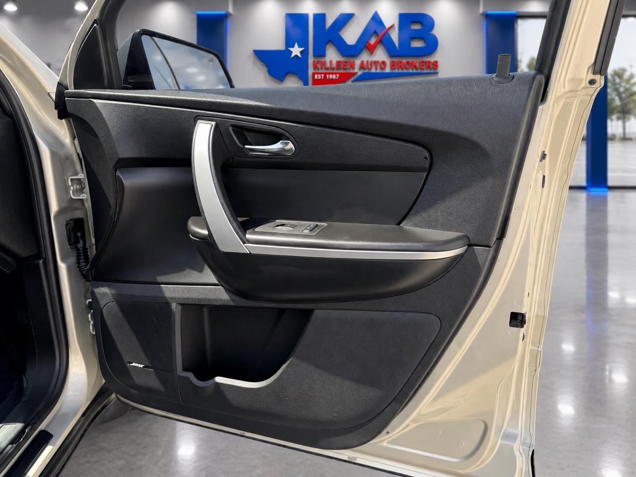 GMC Acadia  2010