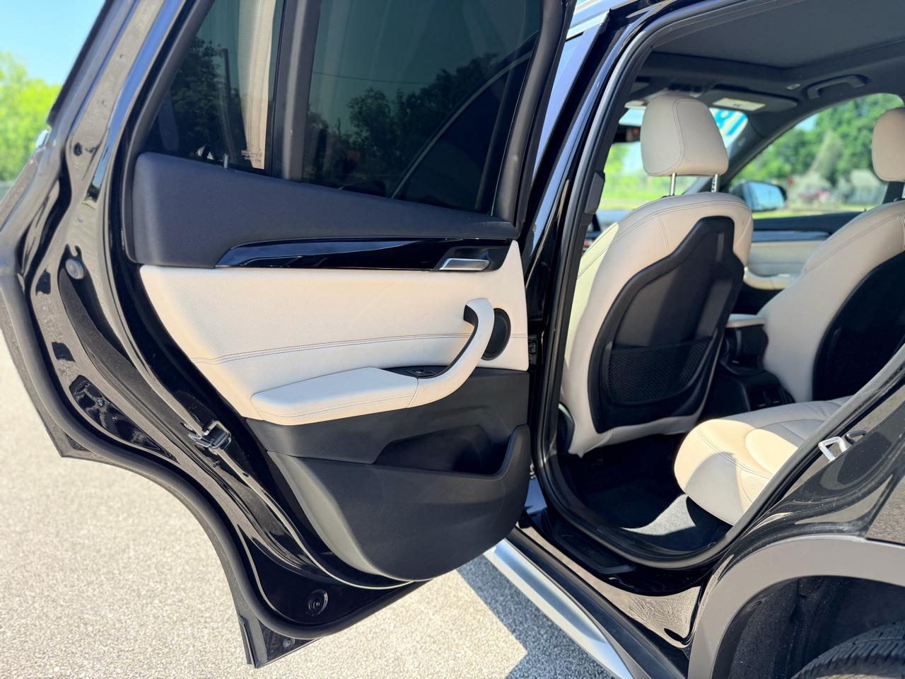 BMW X1  2018
