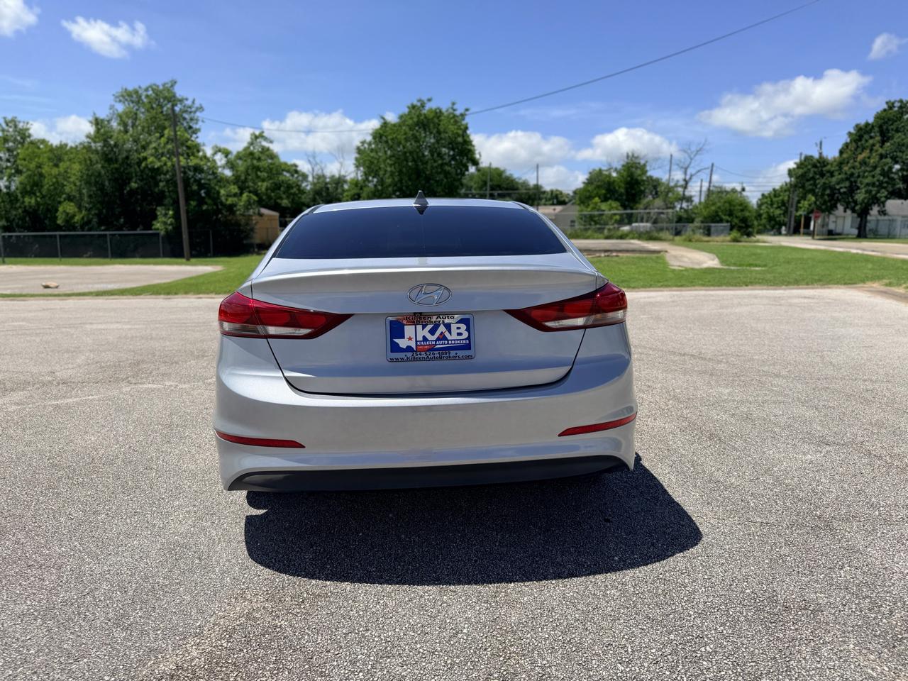 Hyundai Elantra  2017