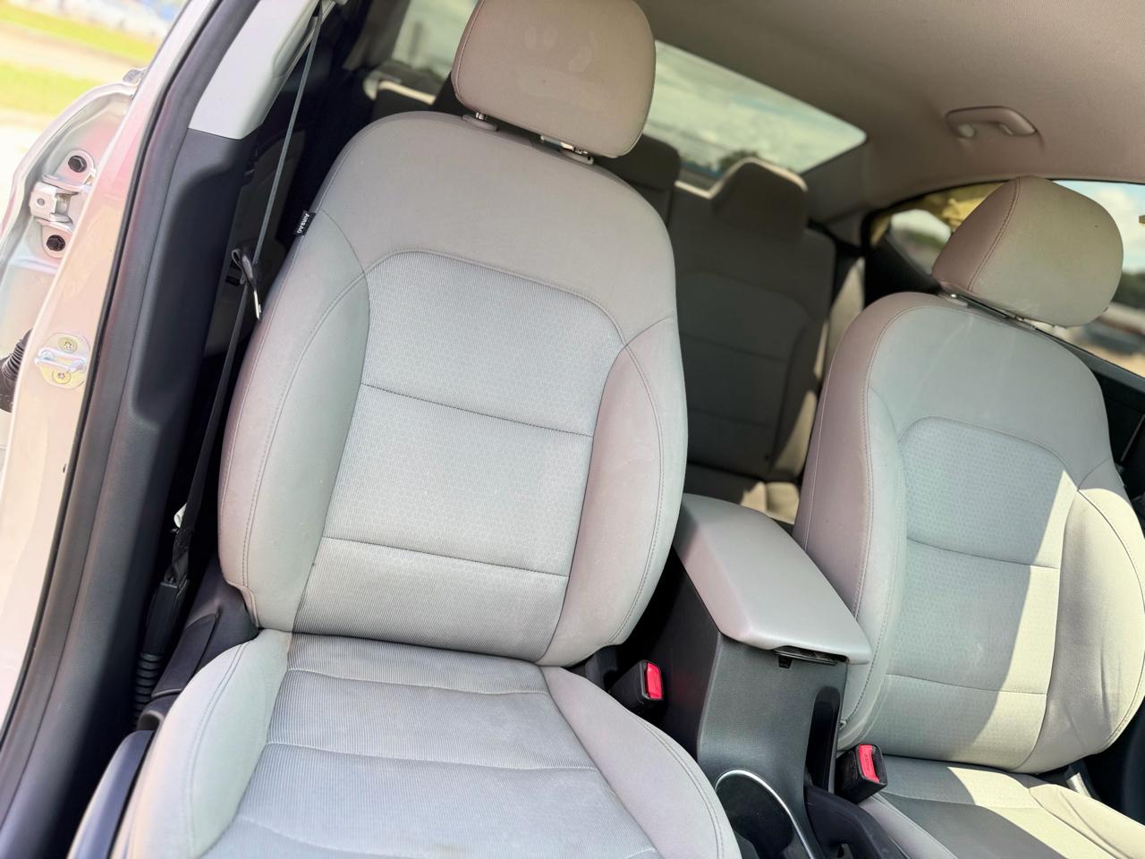 Hyundai Elantra  2017