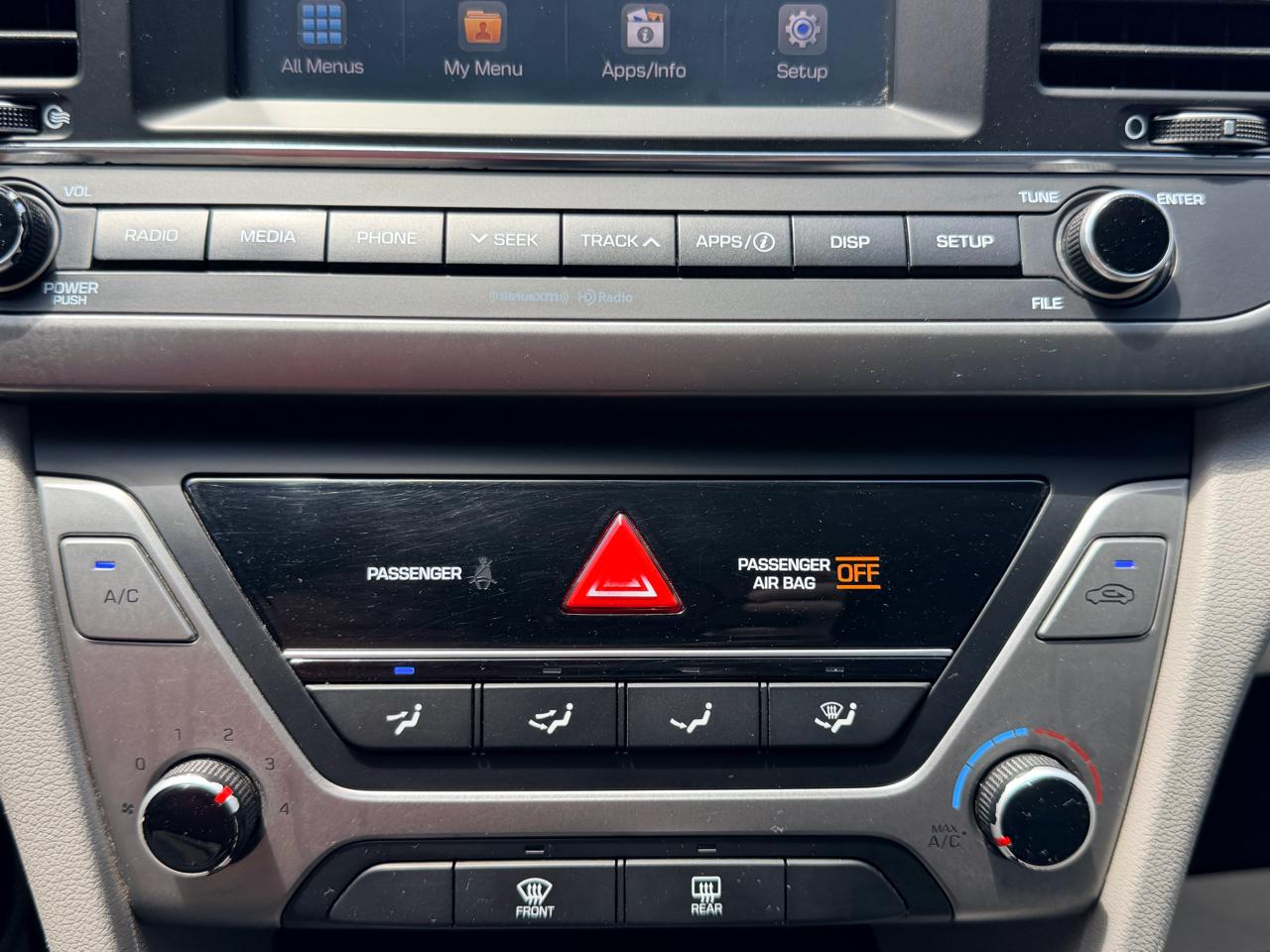 Hyundai Elantra  2017