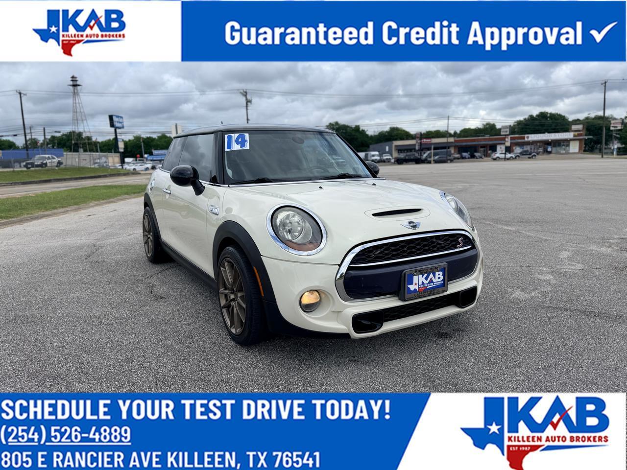 2014 MINI Cooper S's photo