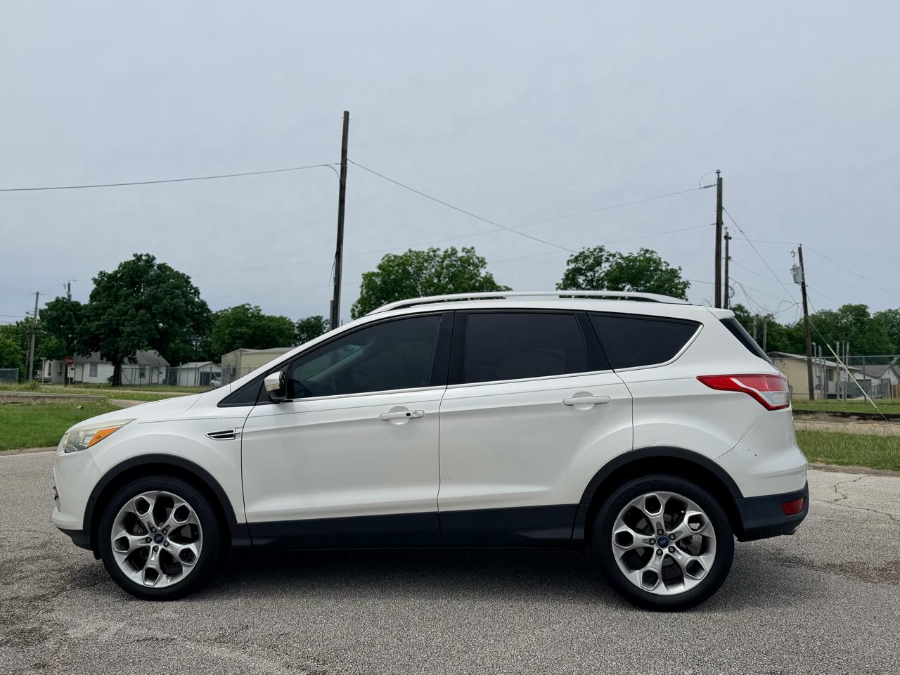 Ford Escape  2014