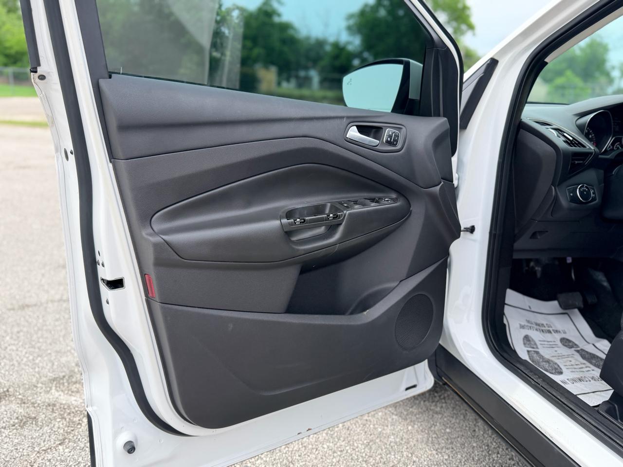Ford Escape  2014