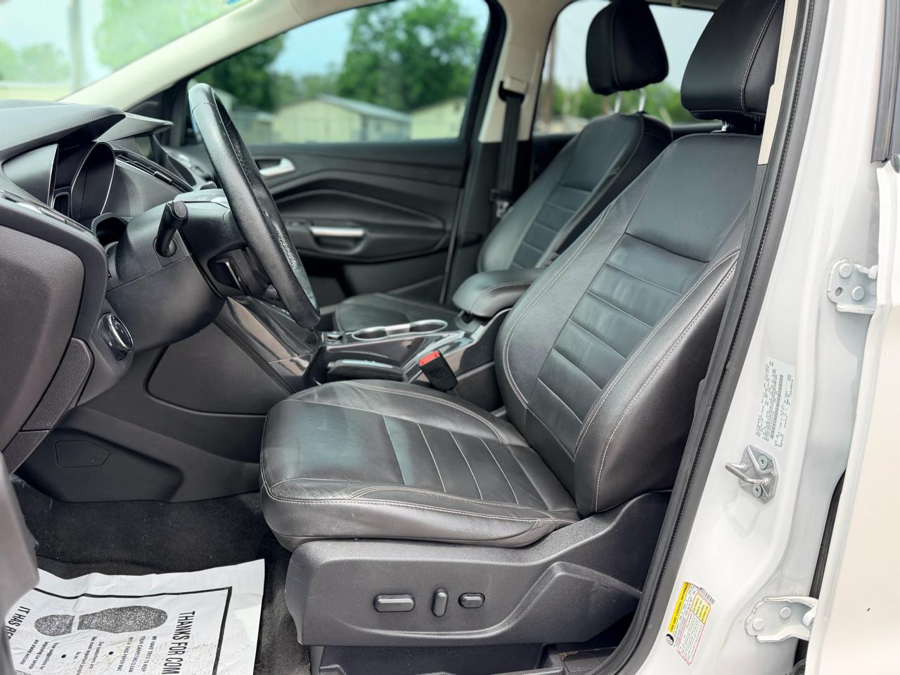Ford Escape  2014