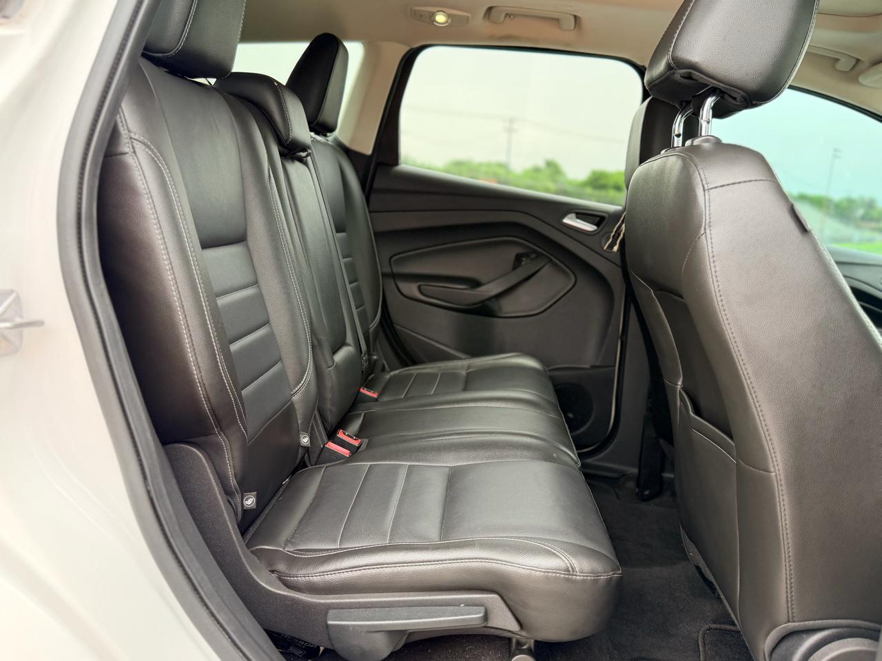 Ford Escape  2014