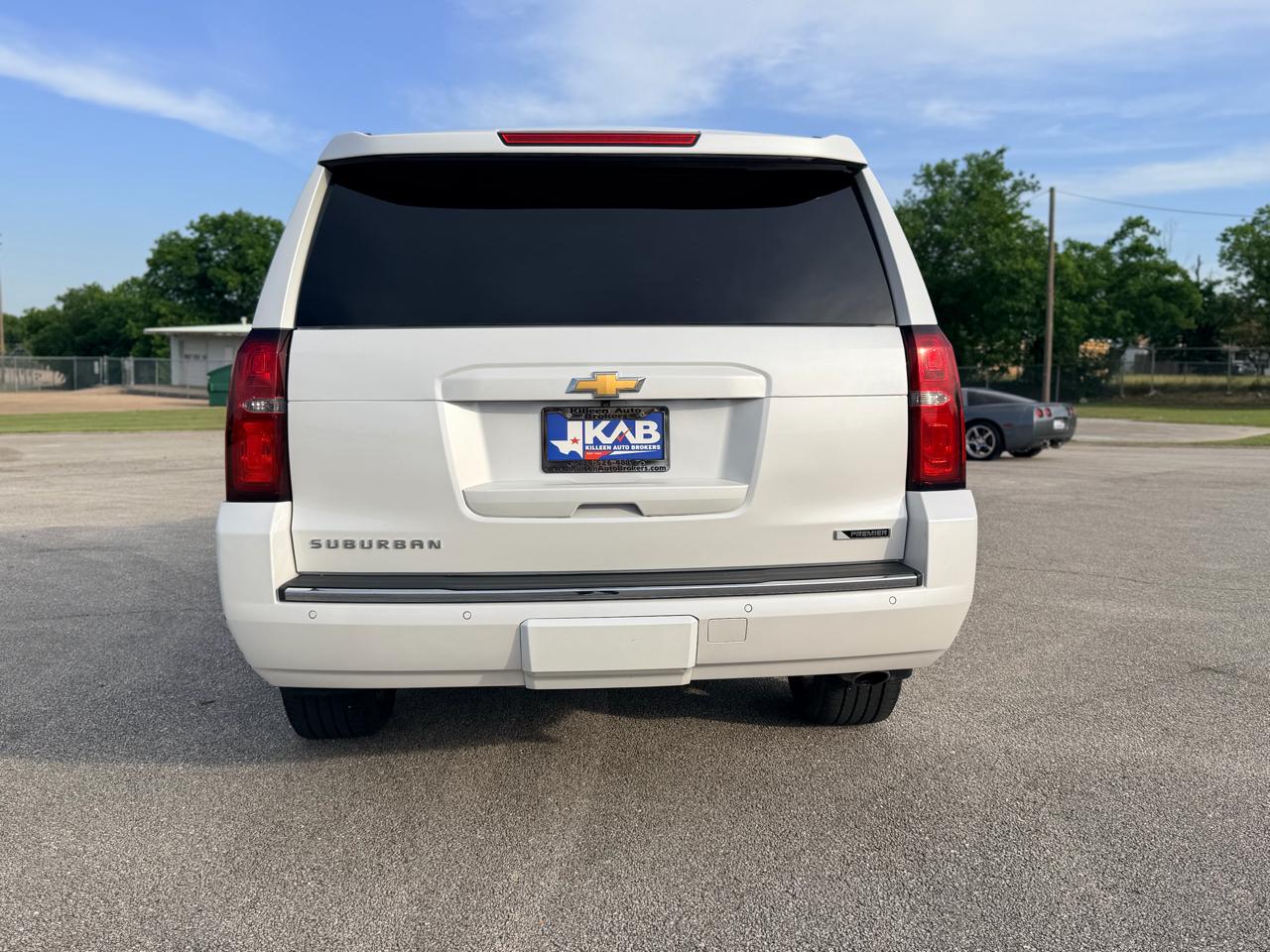 Chevrolet Suburban  2017