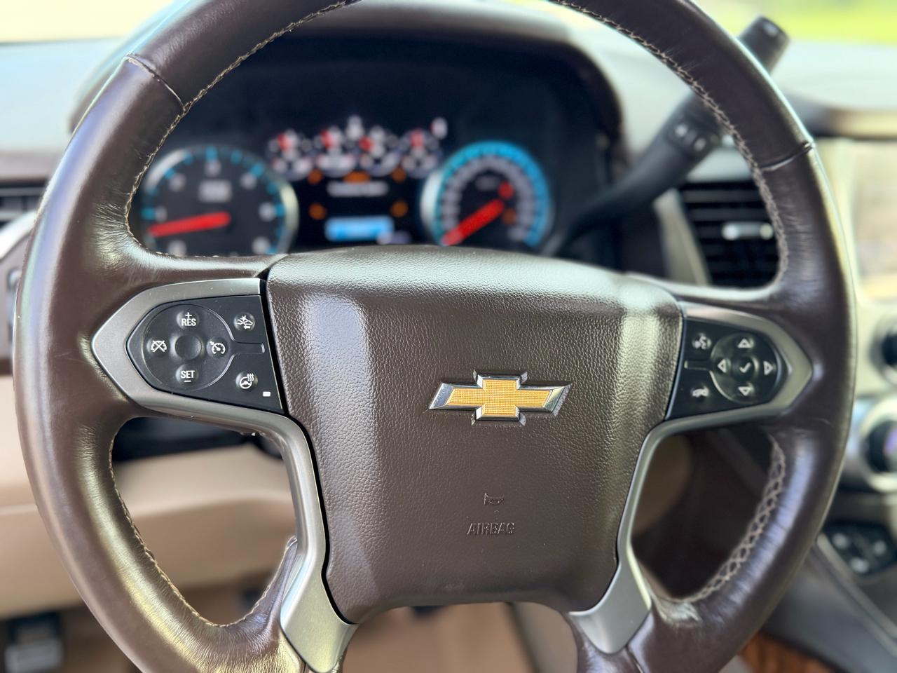 Chevrolet Suburban  2017