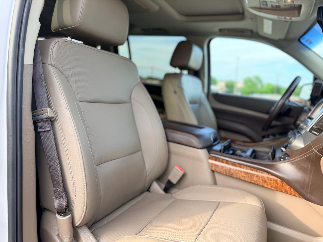 Chevrolet Suburban  2017