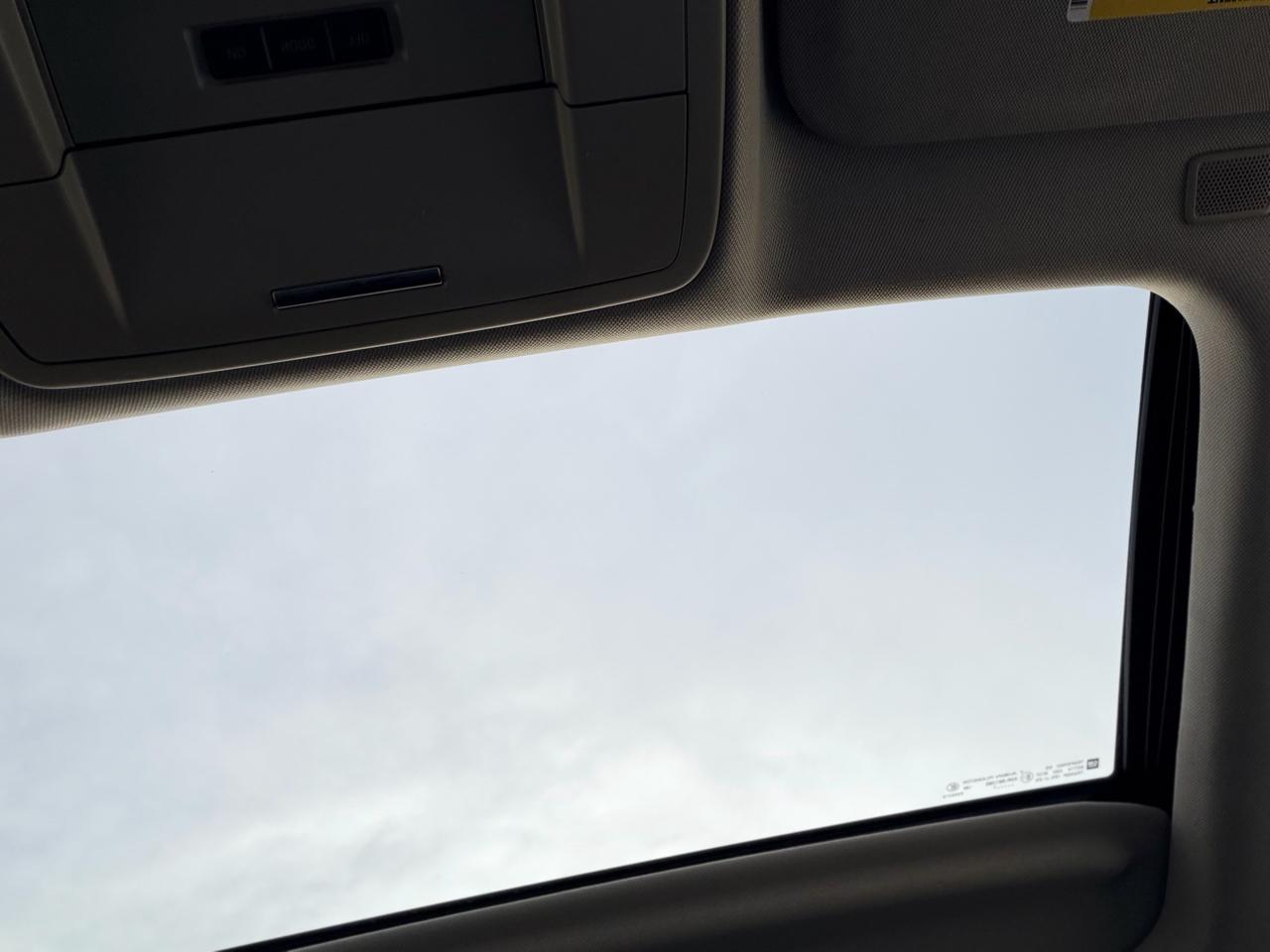 Chevrolet Suburban  2017