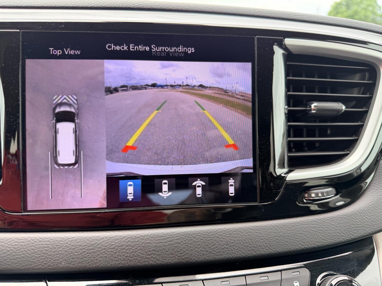 Chrysler Pacifica  2020