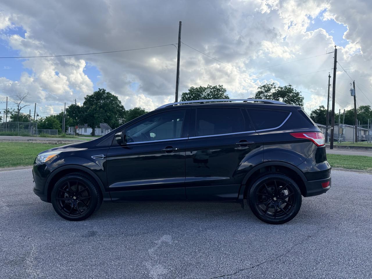 Ford Escape  2013