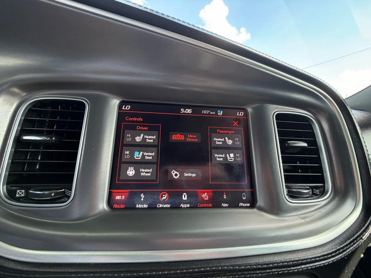 Dodge Charger  2019