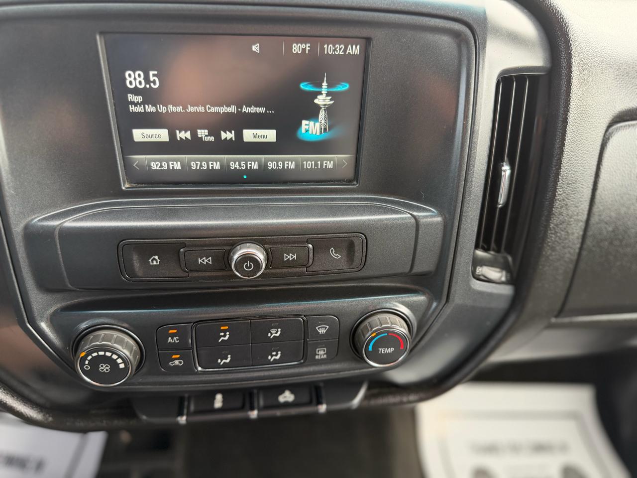 Chevrolet Silverado 1500  2018