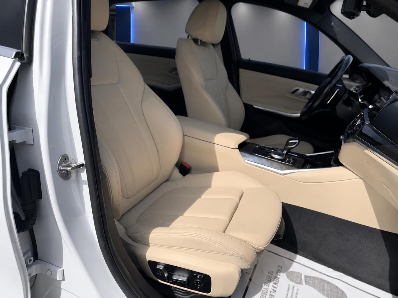 BMW 3-Series  2019
