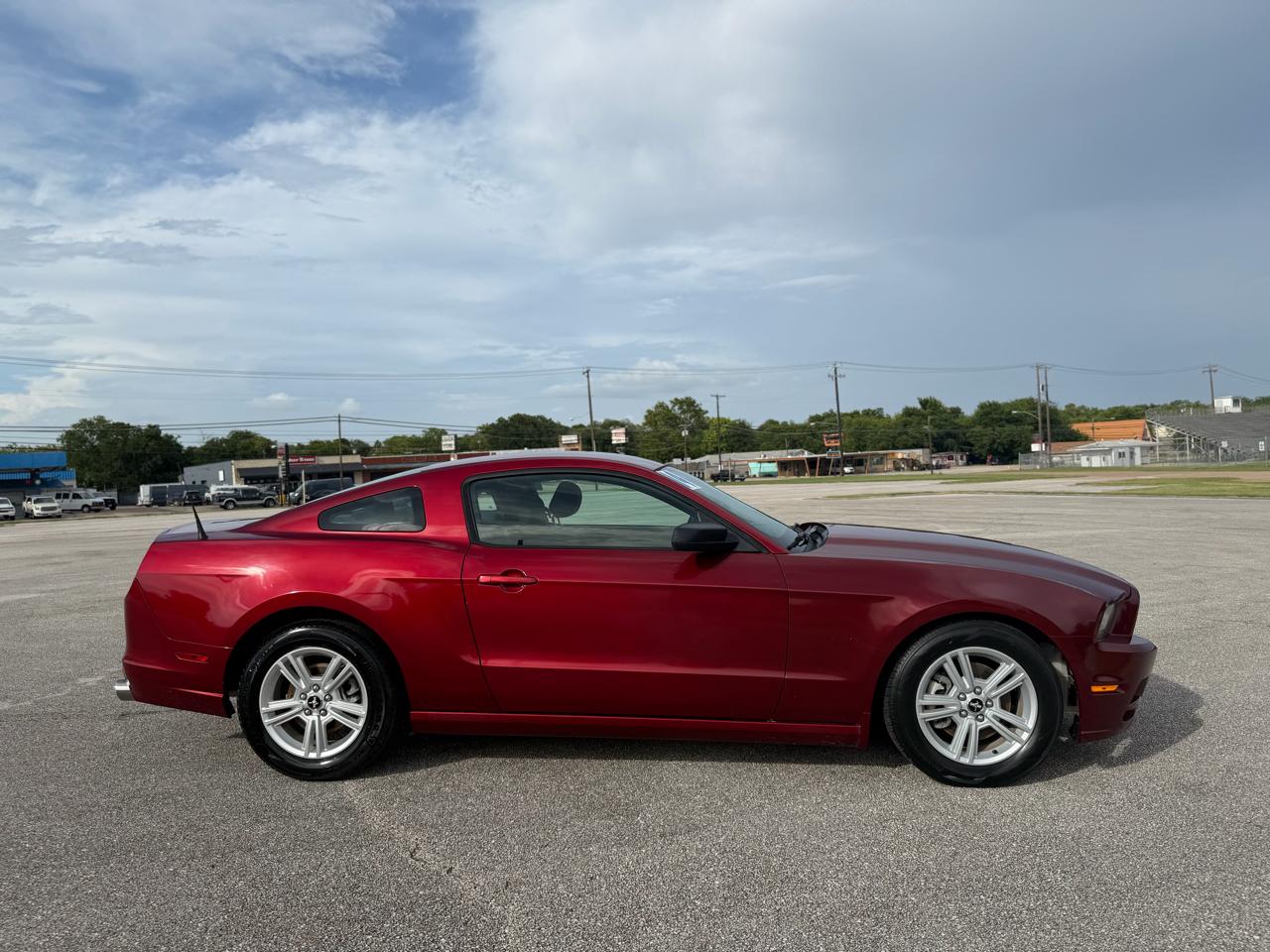 Ford Mustang  2014