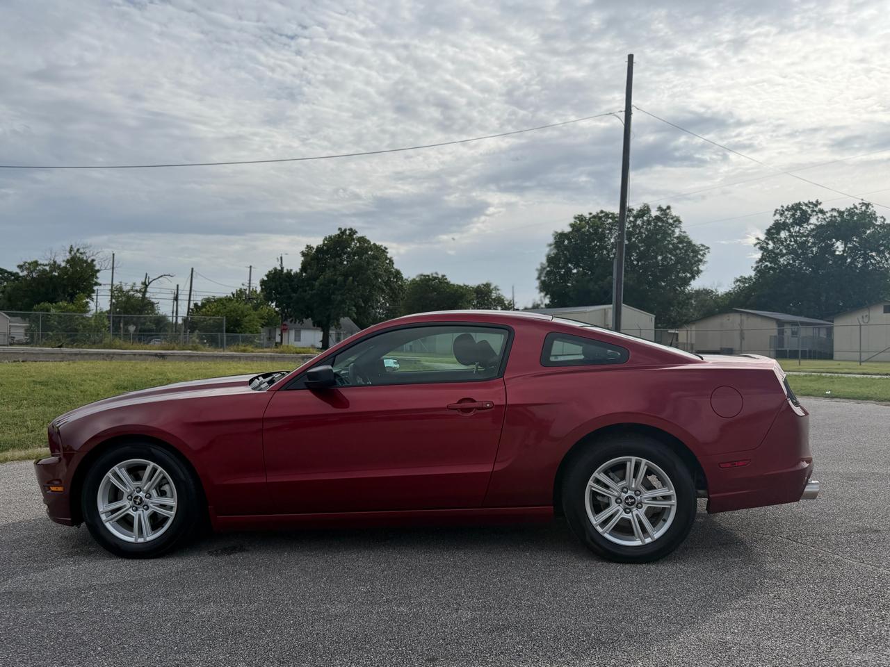 Ford Mustang  2014
