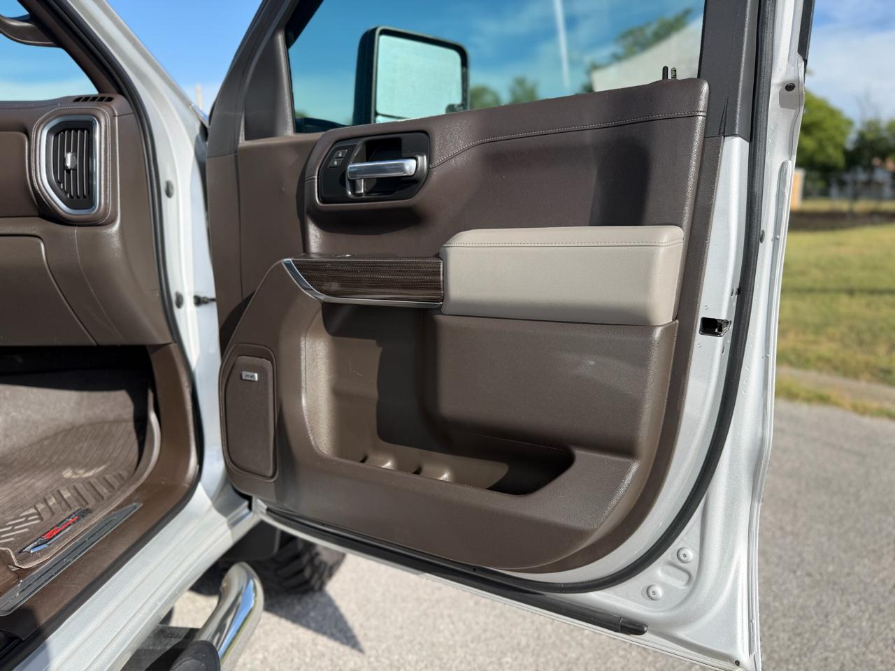 Chevrolet Silverado 1500  2020