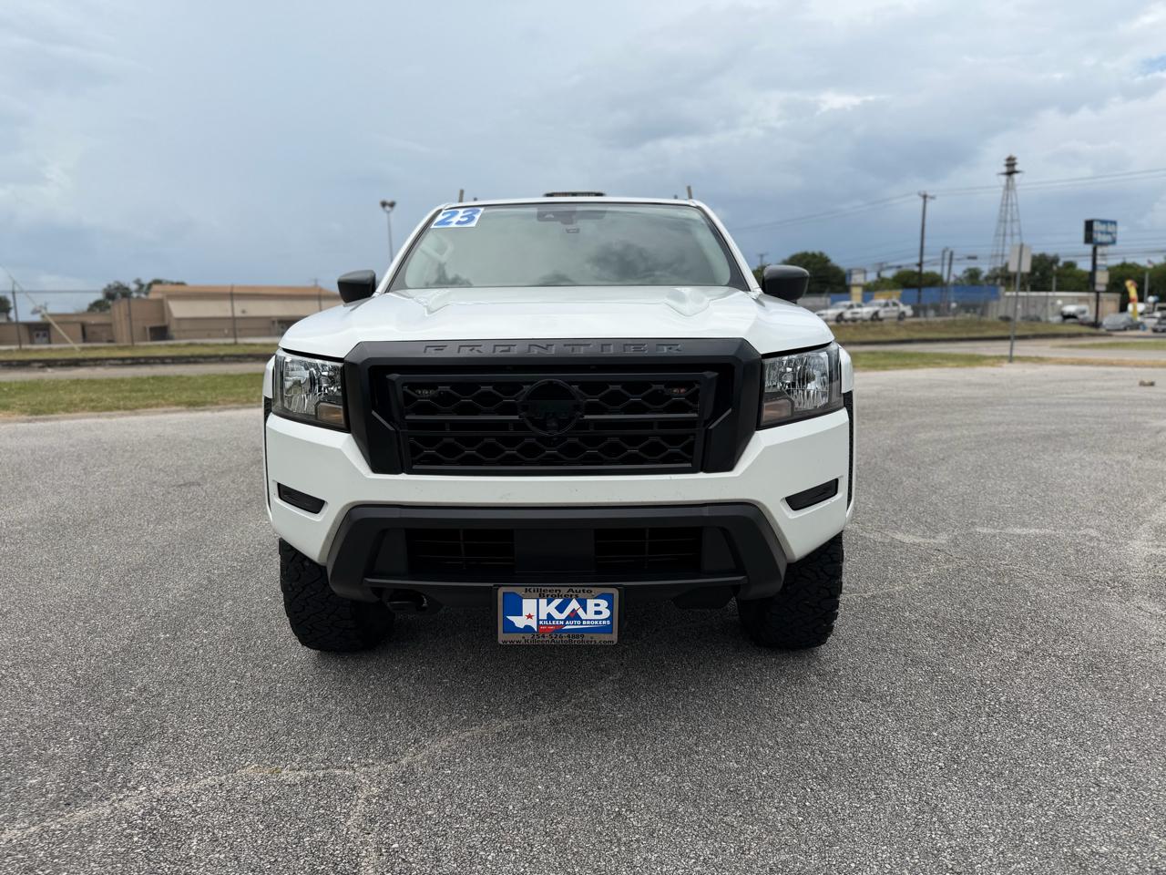Nissan Frontier  2023
