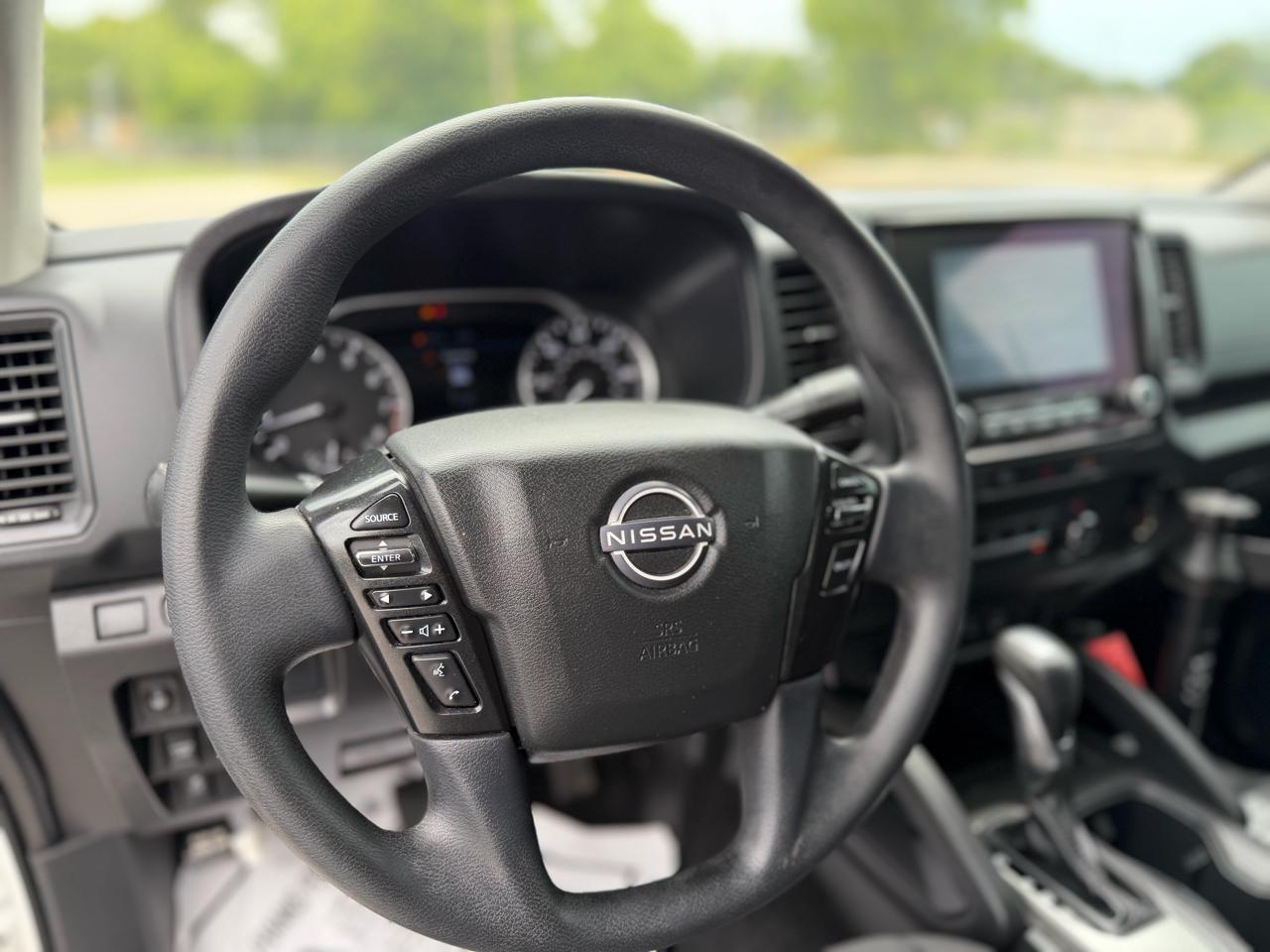 Nissan Frontier  2023