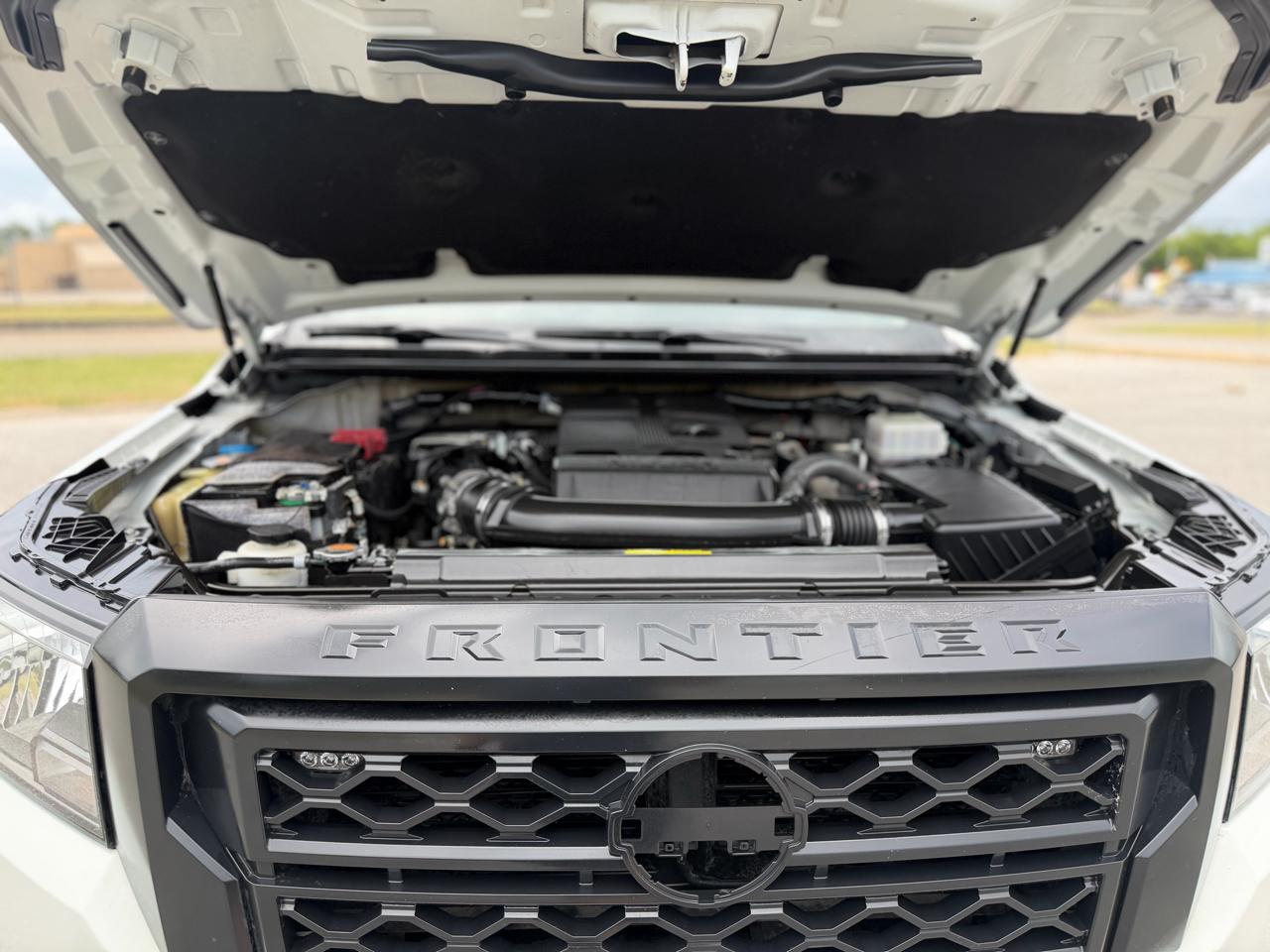 Nissan Frontier  2023