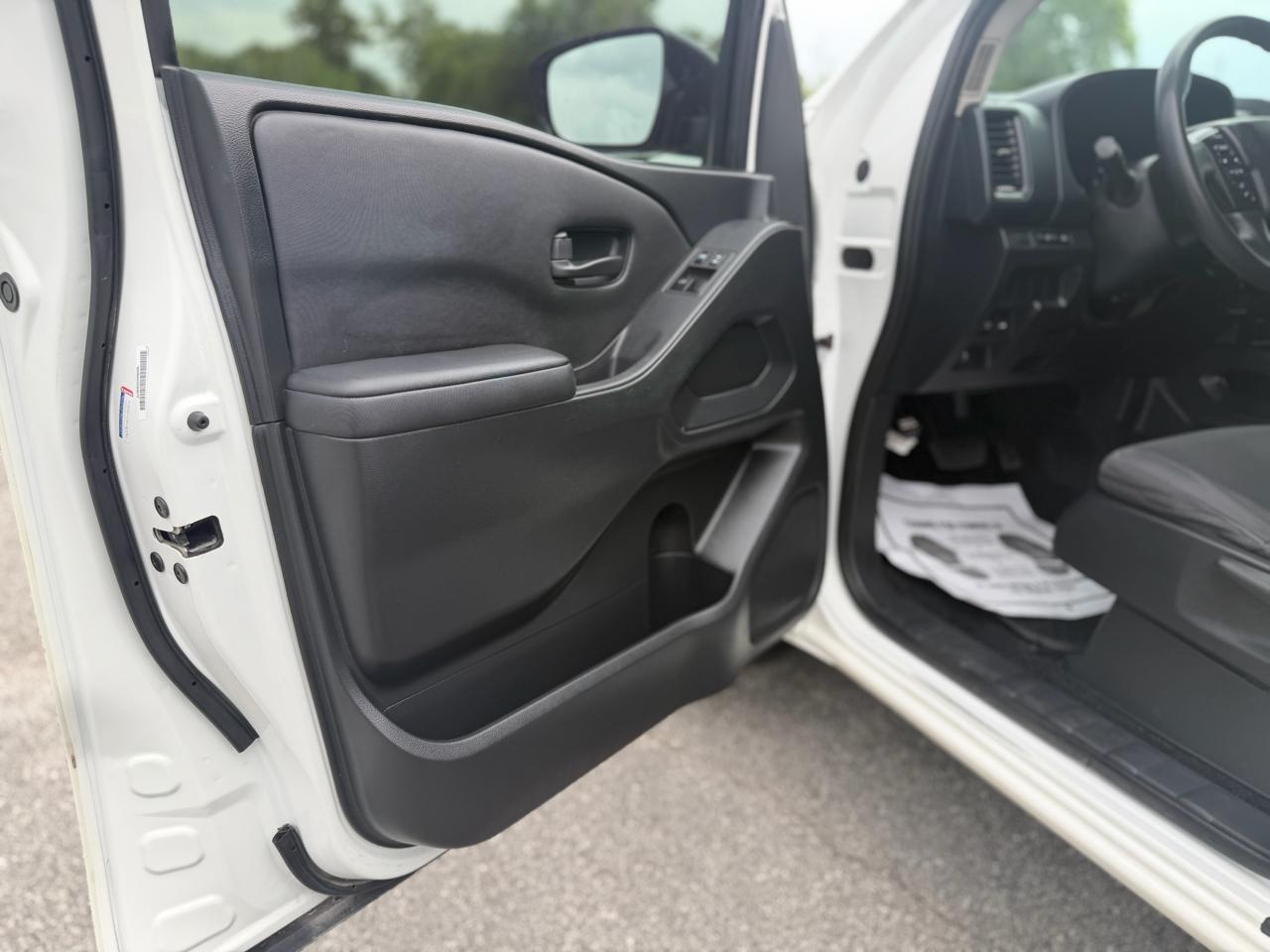 Nissan Frontier  2023