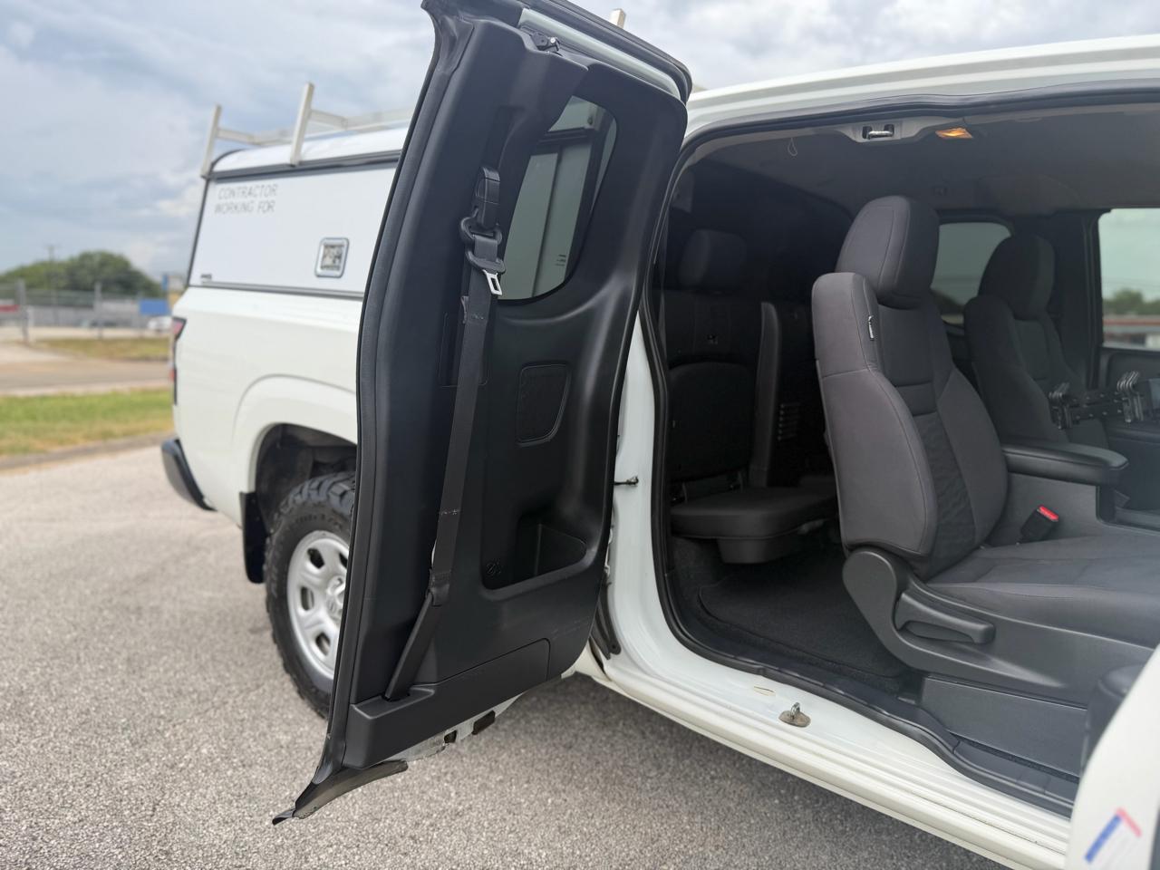 Nissan Frontier  2023