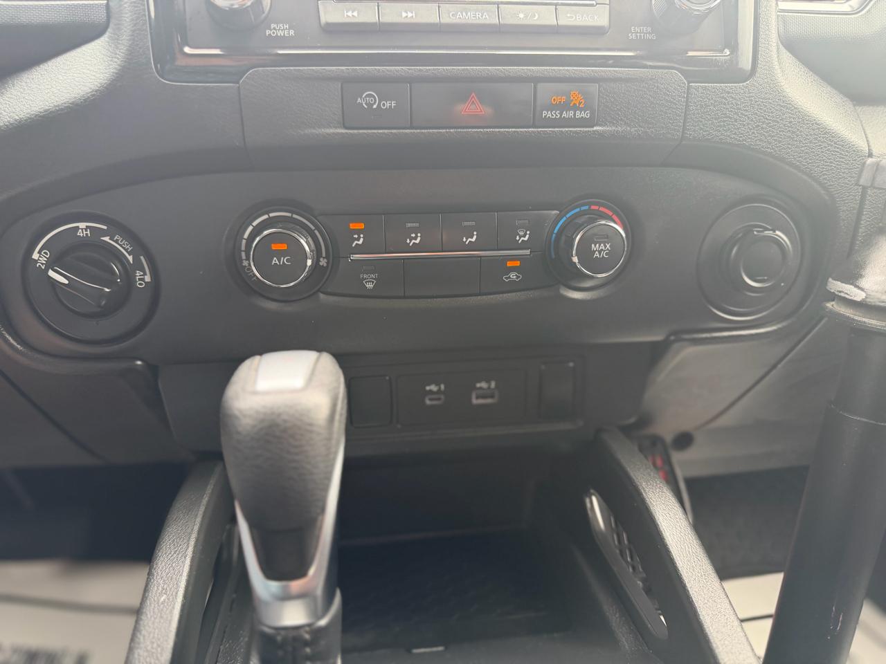 Nissan Frontier  2023