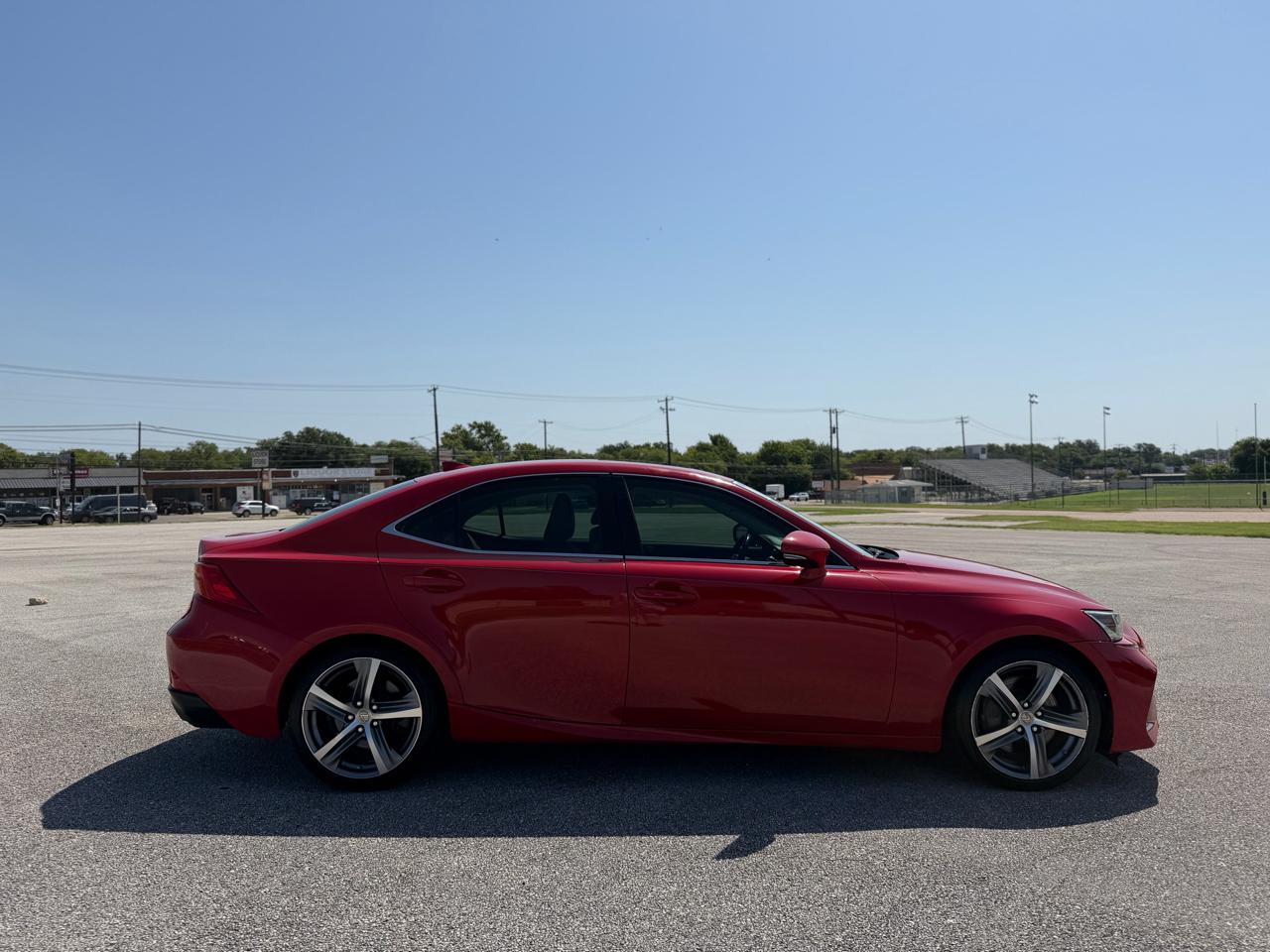 Lexus IS  2017