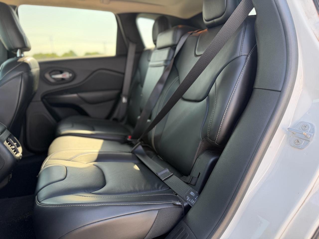 Jeep Cherokee  2015