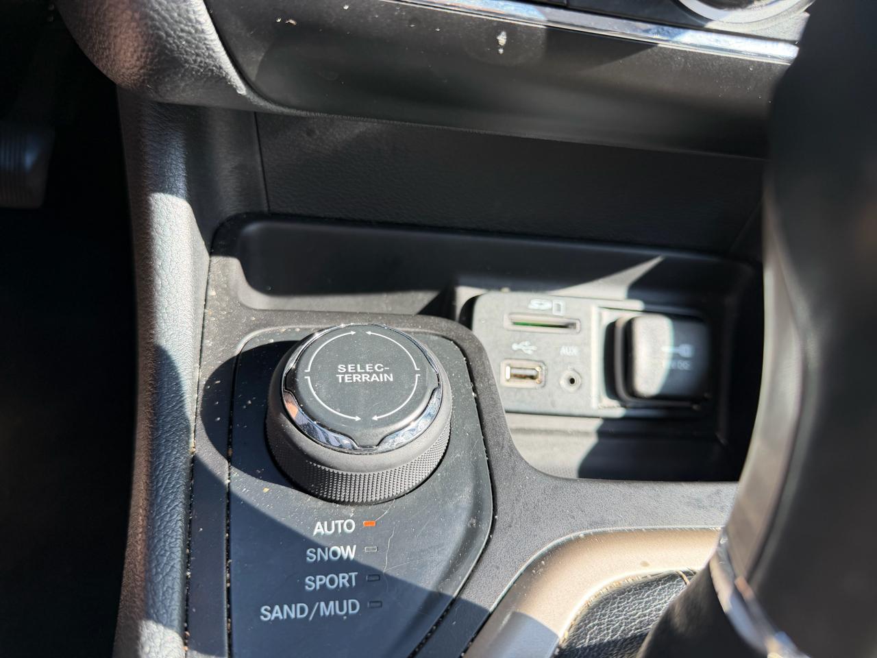 Jeep Cherokee  2015