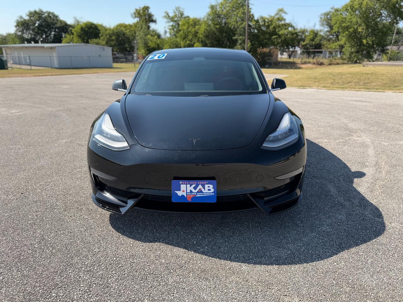 Tesla Model 3  2020