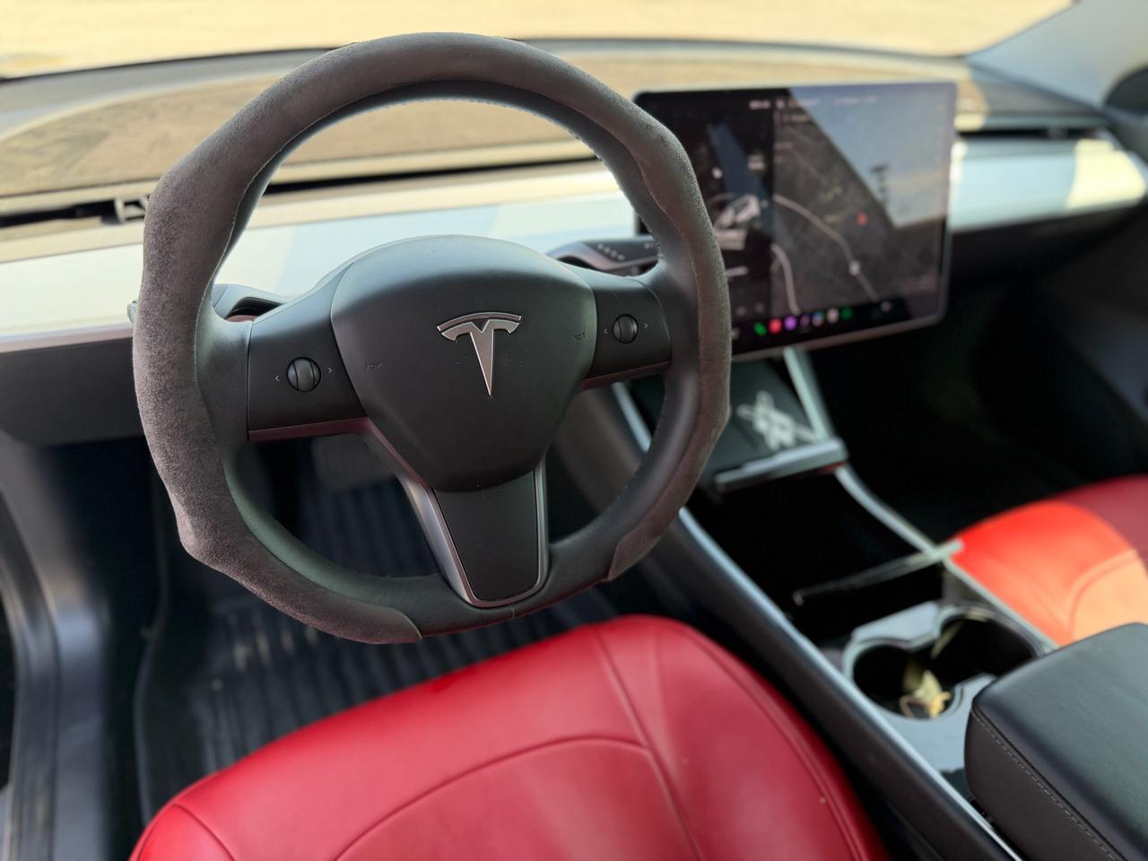 Tesla Model 3  2020
