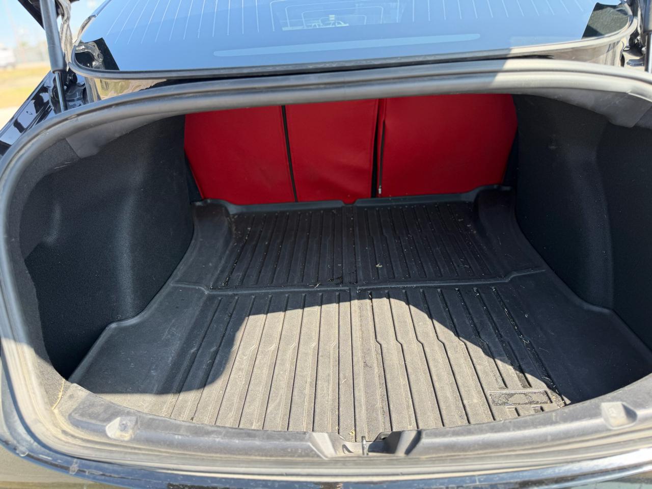 Tesla Model 3  2020