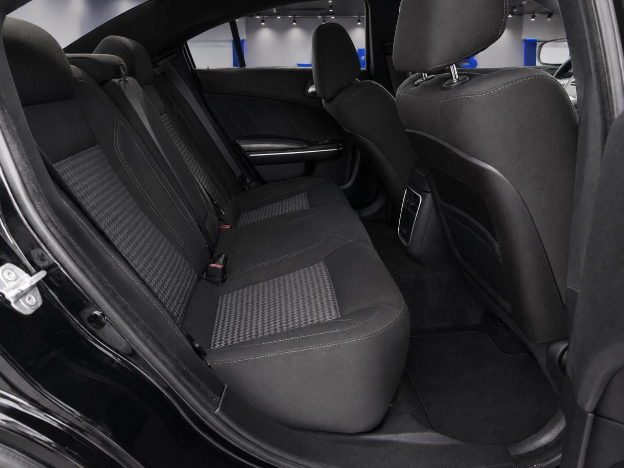 Dodge Charger  2017