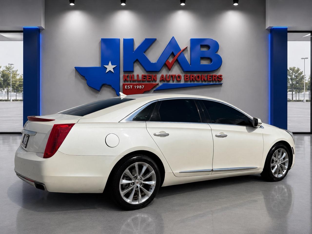 Cadillac XTS  2013