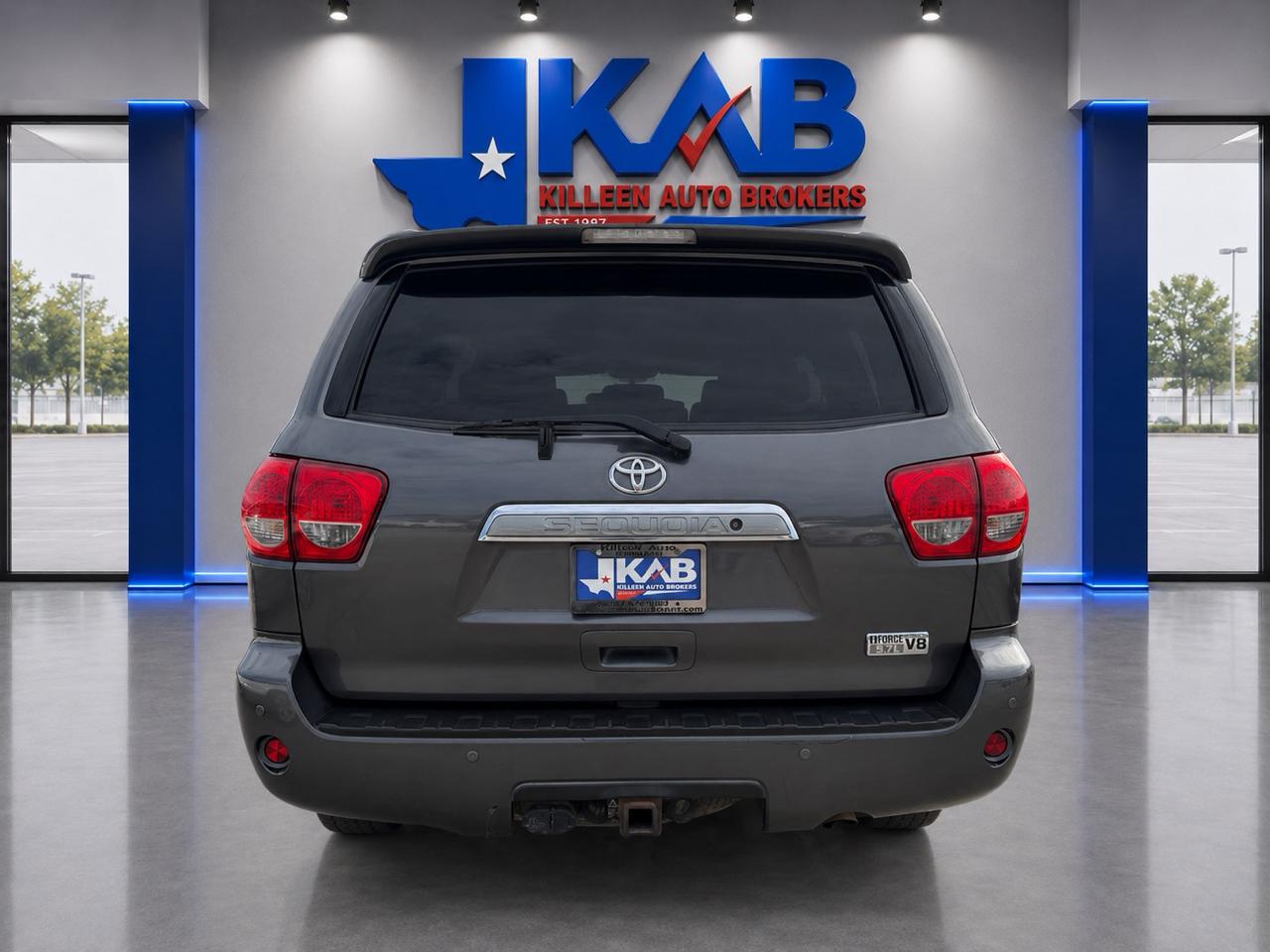 Toyota Sequoia  2015